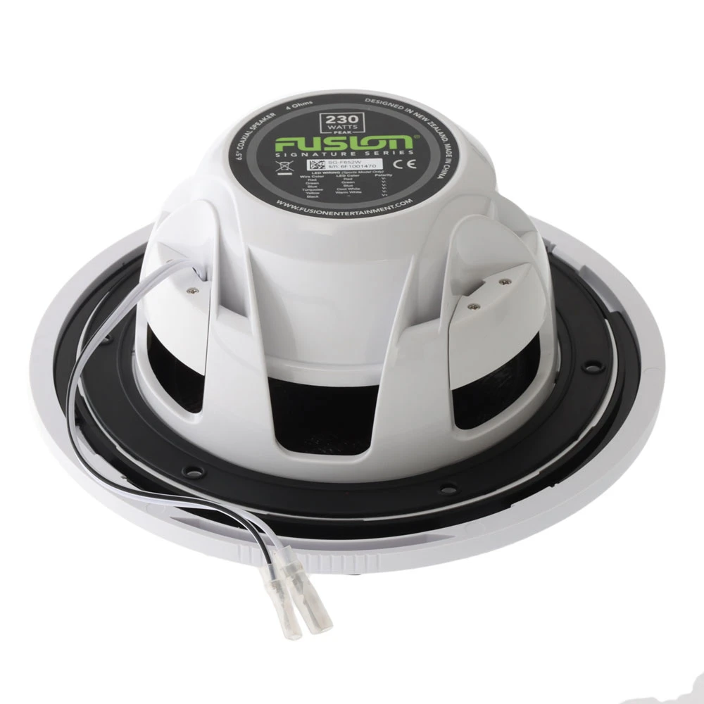Fusion Signature Series 3 2-Way Coaxial Marine Speakers 6.5in 230W 3 Fusion Signature Series 3 2-Way Coaxial Marine Speakers 6.5in 230W - Image 3