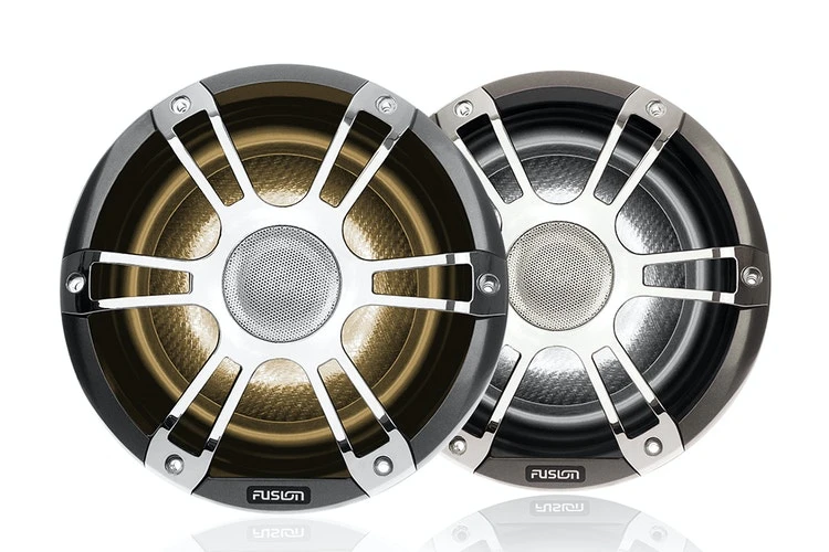 Fusion SG-FL772SPC Signature Series 7.7in Chrome Sports Speakers 280W 1 Fusion SG-FL772SPC Signature Series 7.7in Chrome Sports Speakers 280W